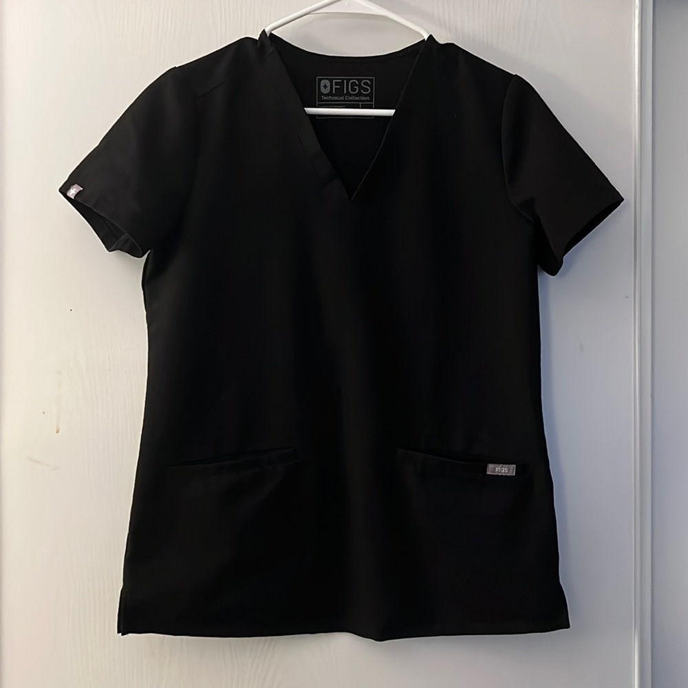 Black Figs three pocket scrub top